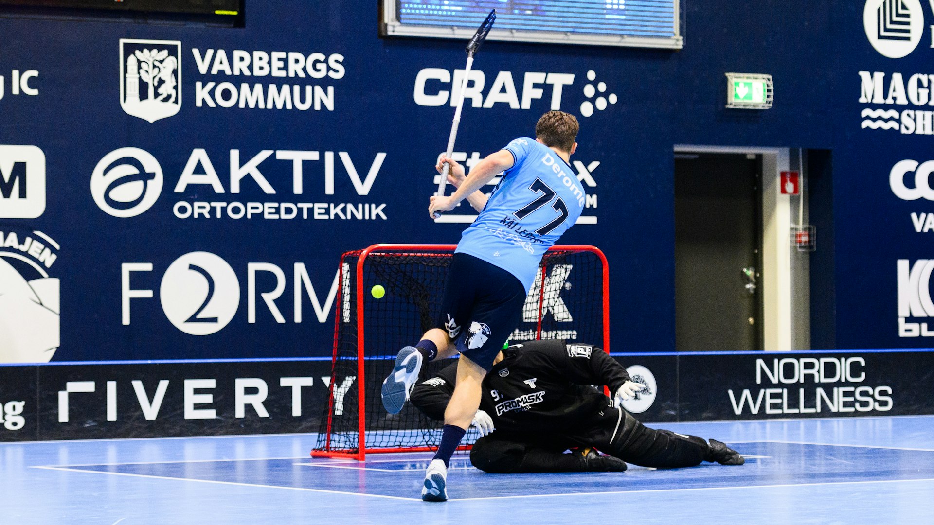 Varberg, SVERIGE - 1 november 2024 :
under matchen i Superligan Herrar mellan Warberg och Thorengruppen på Sparbanken Wictory Center den 1 november i Varberg ( Foto: Gunnar Hoffsten )
Nyckelord Keywords: Innebandy, Superligan Herrar, Warberg, Thorengruppen, Superligan, SSL, ***Betalbild***
